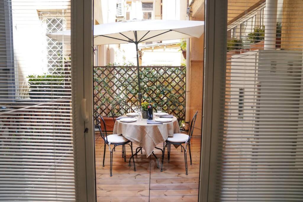 Апартаменты Babuino Terrace Рим Экстерьер фото